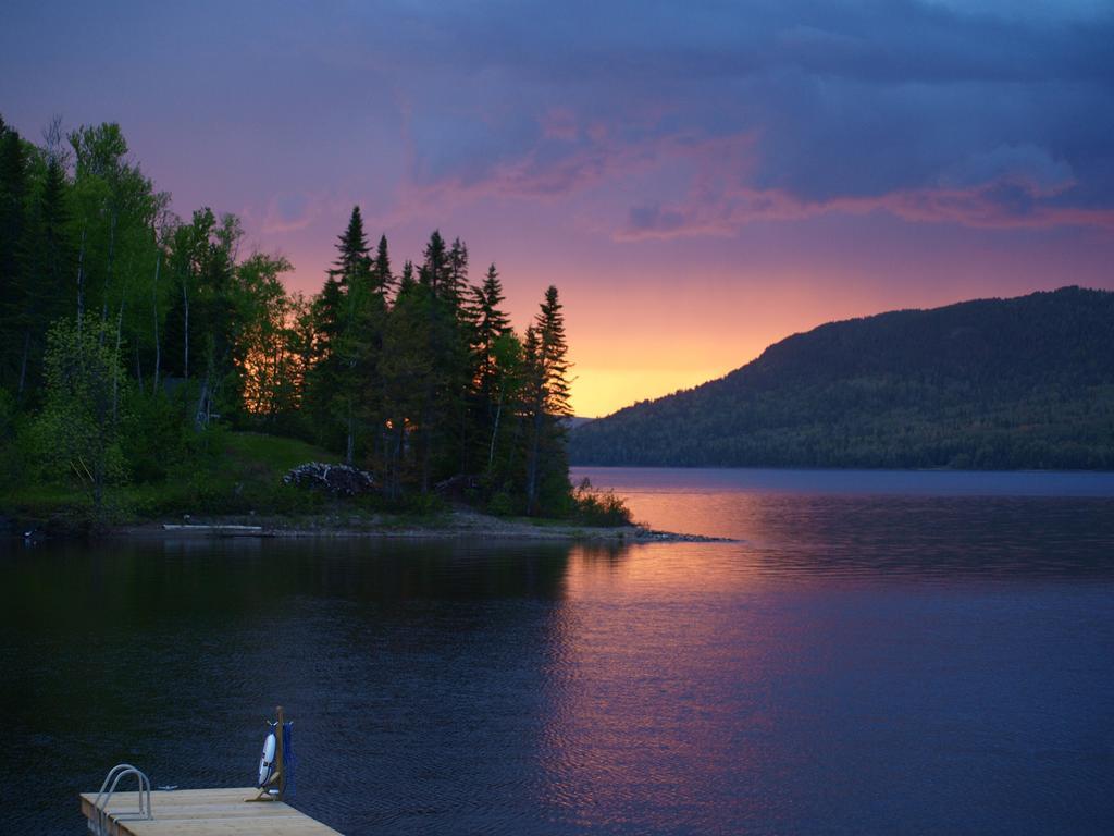 Auberge sur le lac Témiscouata Temiscouata Sur Le Lac Exterior foto