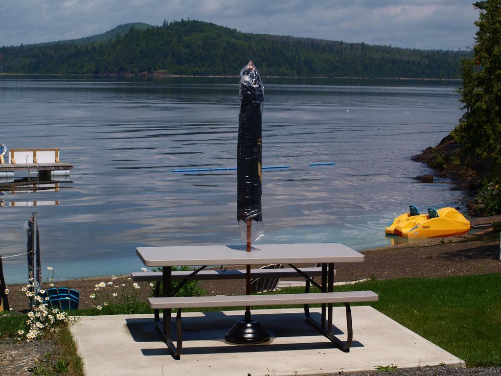 Auberge sur le lac Témiscouata Temiscouata Sur Le Lac Exterior foto